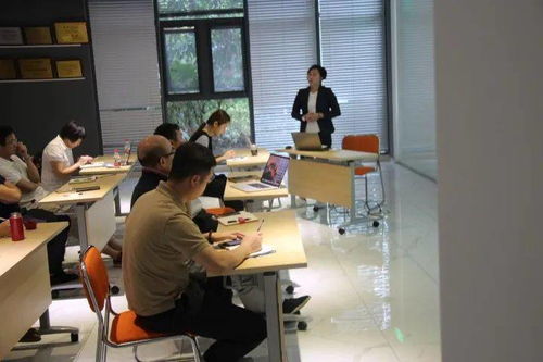 共融共進(jìn)，攜手未來 廣西金茂鈦業(yè)與顏鈦集團(tuán)成功舉辦產(chǎn)品技術(shù)交流培訓(xùn)會(huì)